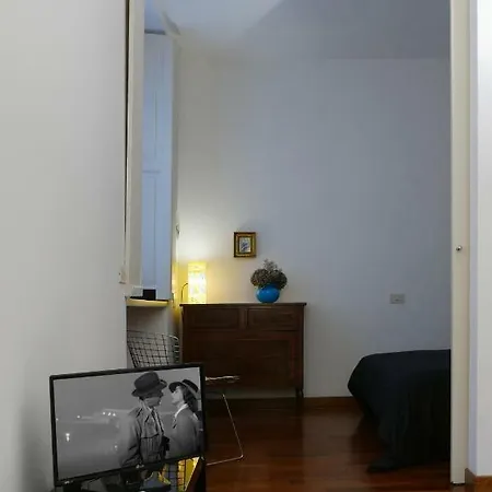 Cosy Flat - Tortona & Navigli ميلان